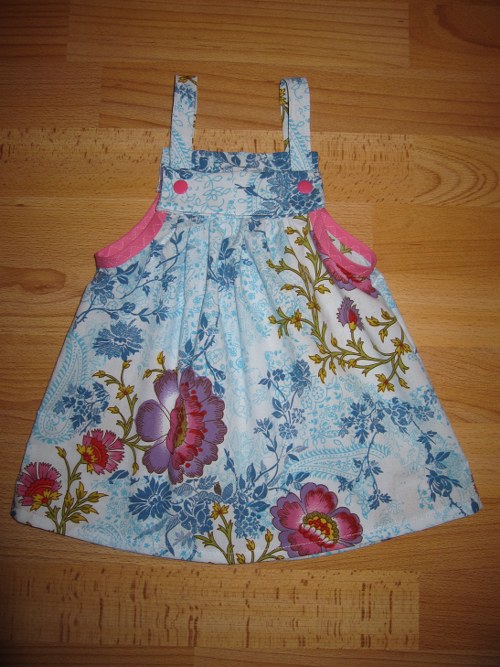 Kleid Ottobre 3/2011