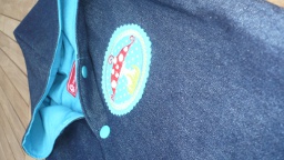 Eine Jeansjacke...