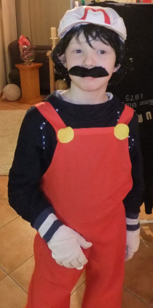 Super Mario