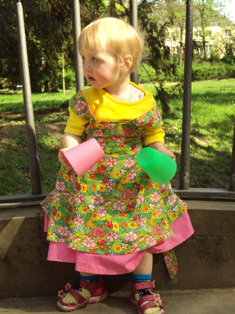 Bunte-Blumen-Wiese-Feliz