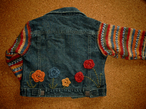 Flower-Jeans-Jacke hinten