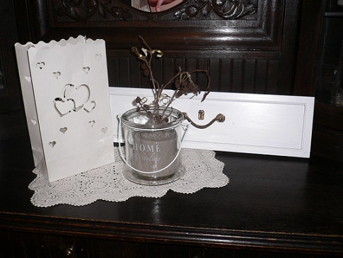 Schubladenfront als Deko