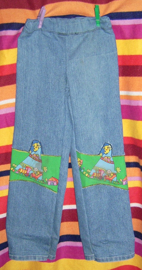 Einfache Jeans mit Kniemotiv fr meine Tochter