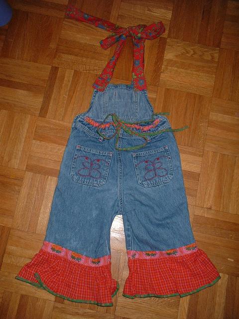 latzhose von hinten