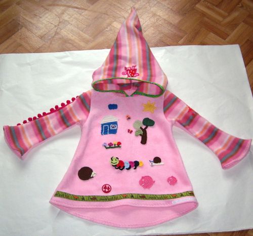 Bauernhof auf rosa Fleece