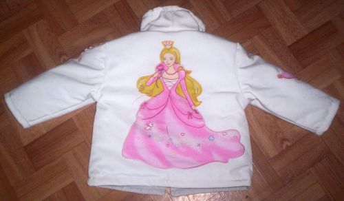 Dicke Winterjacke von hinten