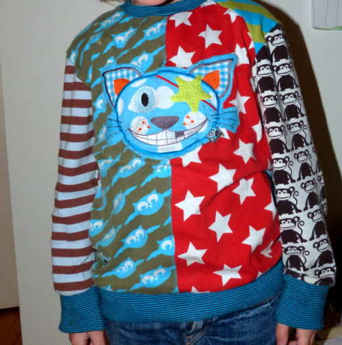 Ein Ottobre Shirt im Mustermix