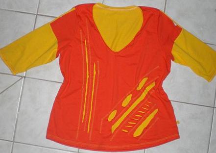 Big-Shirt im Doppel-Fetzen-Look