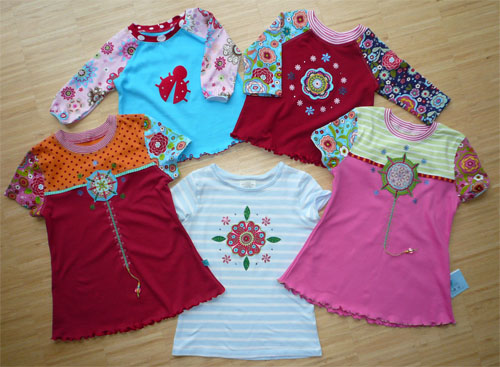 Blumige Shirts ...