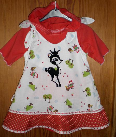 Oona in mini mit Zipfelshirt