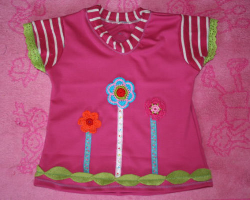 Antonia-T-Shirt