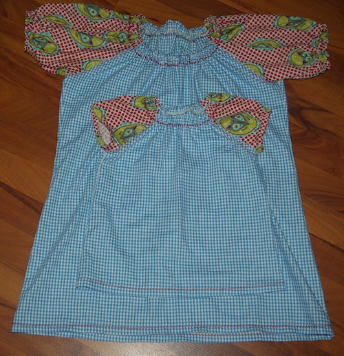 Mutter-Tochter-Twins-Look