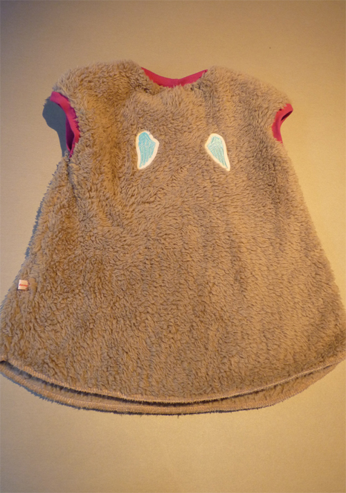 Kuschelamelie von hinten