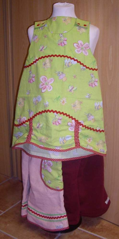 Greetje mit zwei Hosen