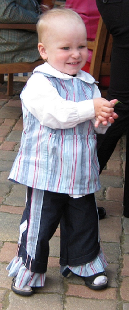 ISABELLE Oberteil und Bizzkids Hose