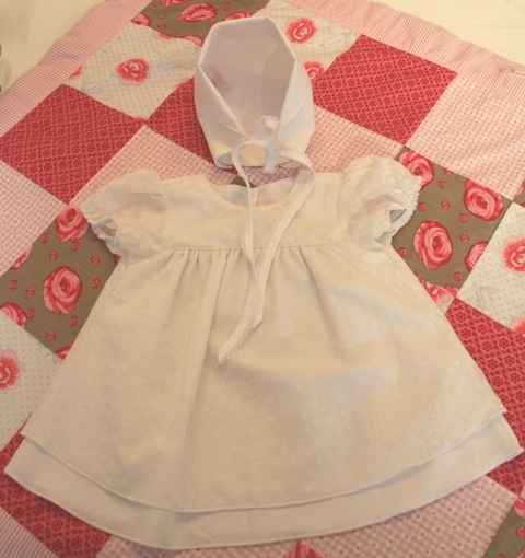 Taufkleid