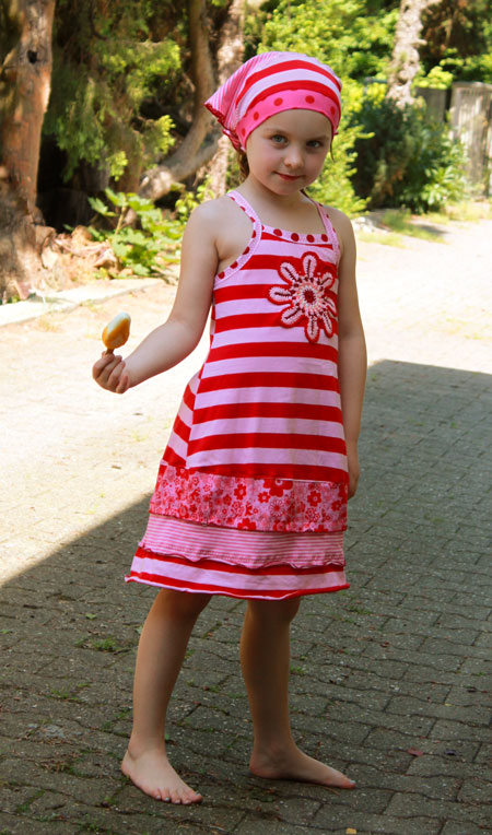 Lore als Strandkleid
