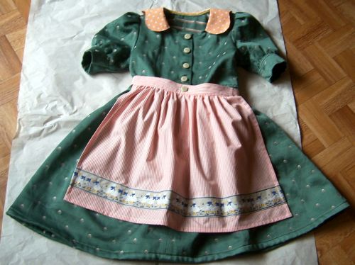 Ein Dirndl fr das Oktoberfest