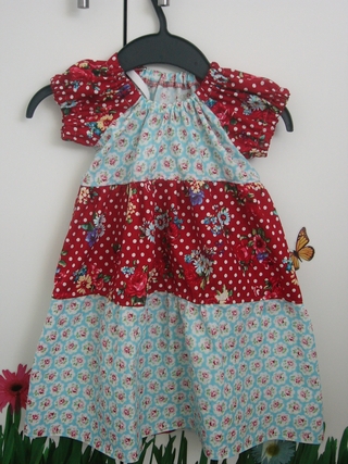 Sommer-Kleidchen-Modenschau