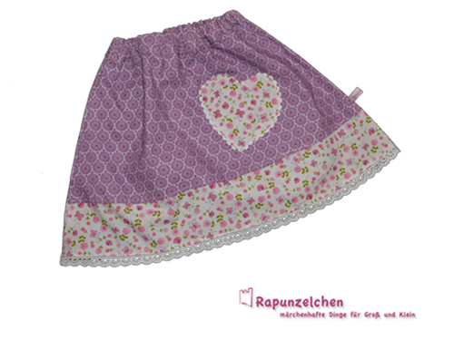 Rock lila mit Blmchen