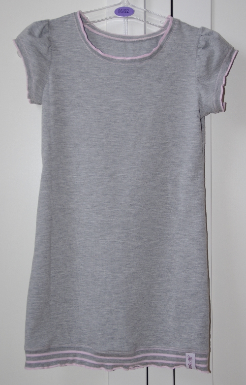 Fan-Kleid