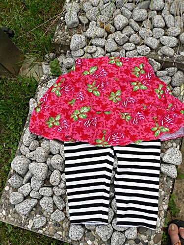 Rock mit angenhter Legging