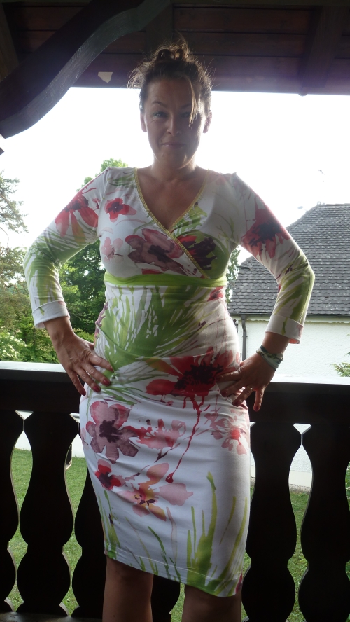 Jerseykleid mit Wickeloptik