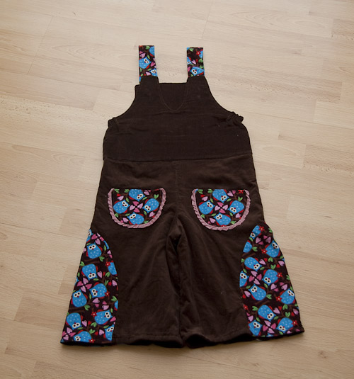Latzhose mit Schlag II