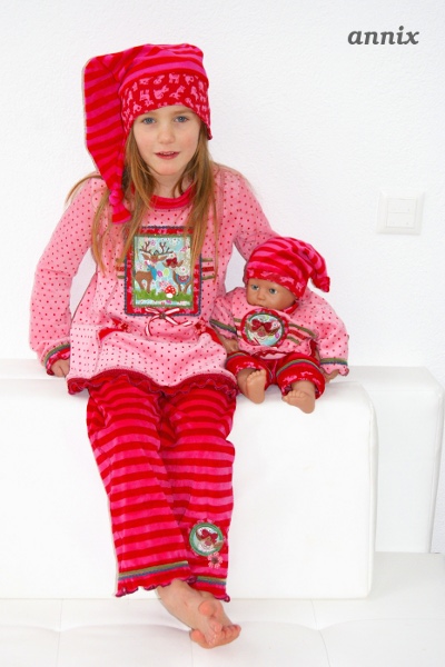 Zwei kleine Weihnachtsfrauelis...