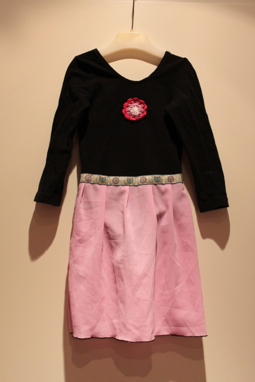 ein Tanzkleid...
