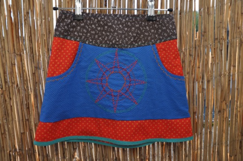 Rock Isabelle mit Zierstich-Mandala