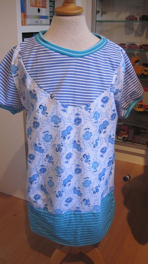 Shirt nach Miou-Miou