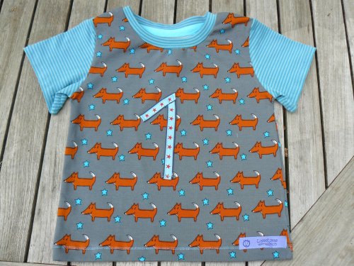 fuchsiges Geburtstags-T-shirt