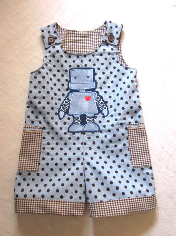 kurze Roboterlatzhose