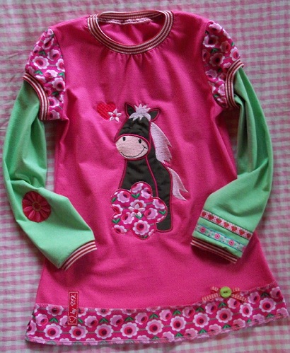Antonia,,