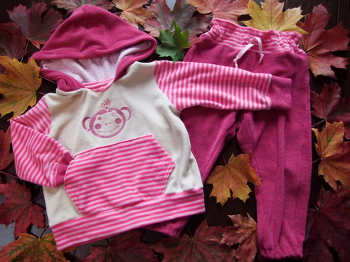 Maren mit Pullover