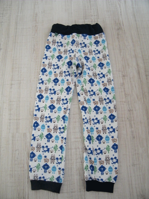Jogginghose Nilolas, erster Versuch