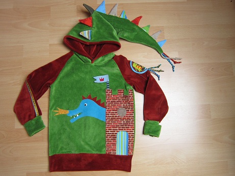 Drache und Burg