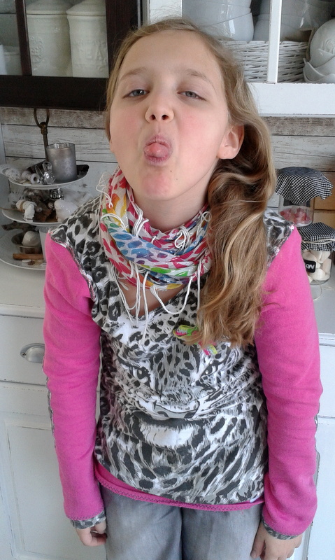 Trendy Antonia