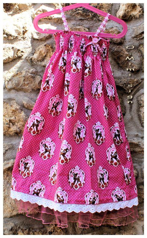 EASY-PEASY SOMMERKLEID MIT SMOKNHTEN
