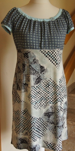 Ein Kleid