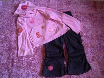 Stickersweat mit Jeans Dortje