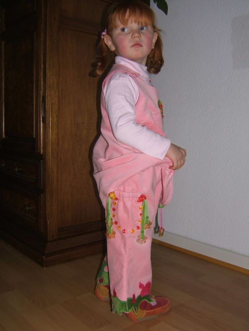 Hschen-Dress, die 3.  von der Seite...