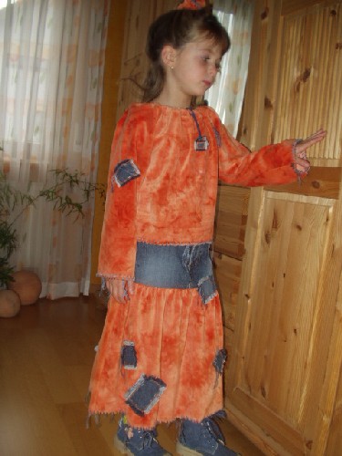 HIPPIE ROCKCOMBI angezogen