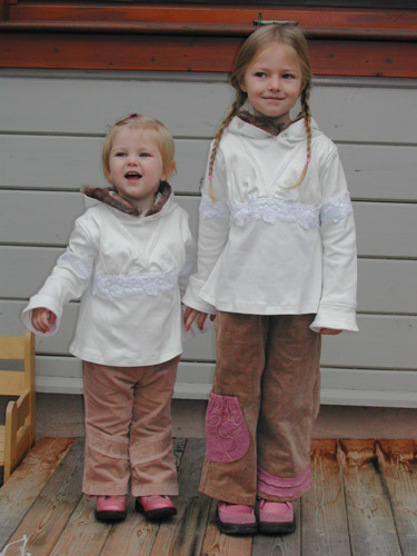 Paula und Nele im Partnerlook