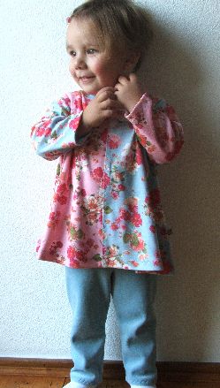 Enna mit Leggins...