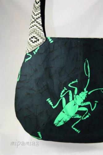 Beuteltasche mit Kfer