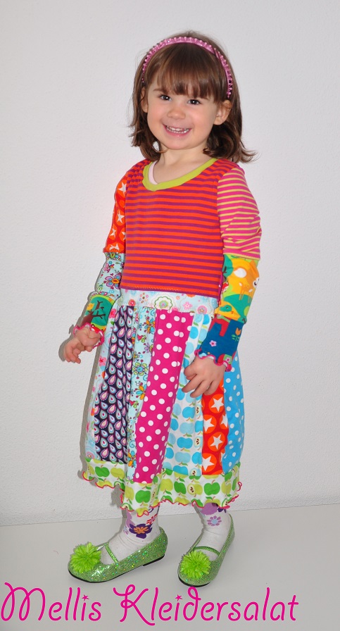 Kunterbuntes Restekleid