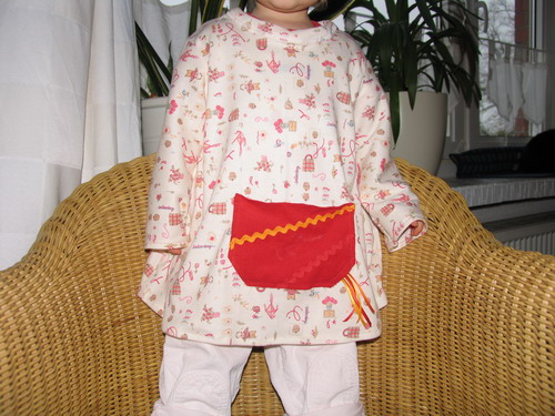 Enna mit Tasche...