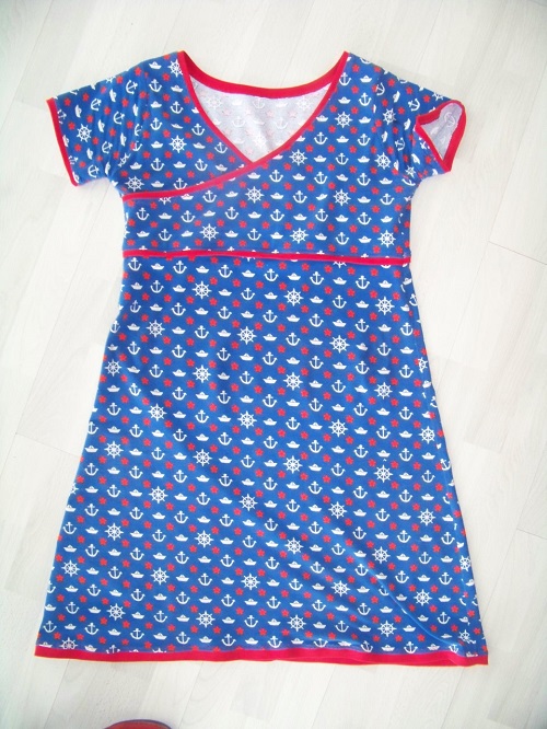 DAS ist das Wickelkleid...